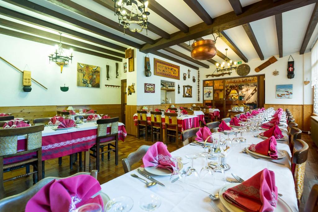 Hotel Des Alpes Brides-les-Bains Exterior foto