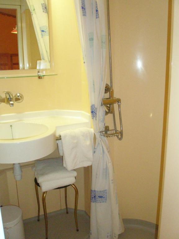 Hotel Des Alpes Brides-les-Bains Cameră foto