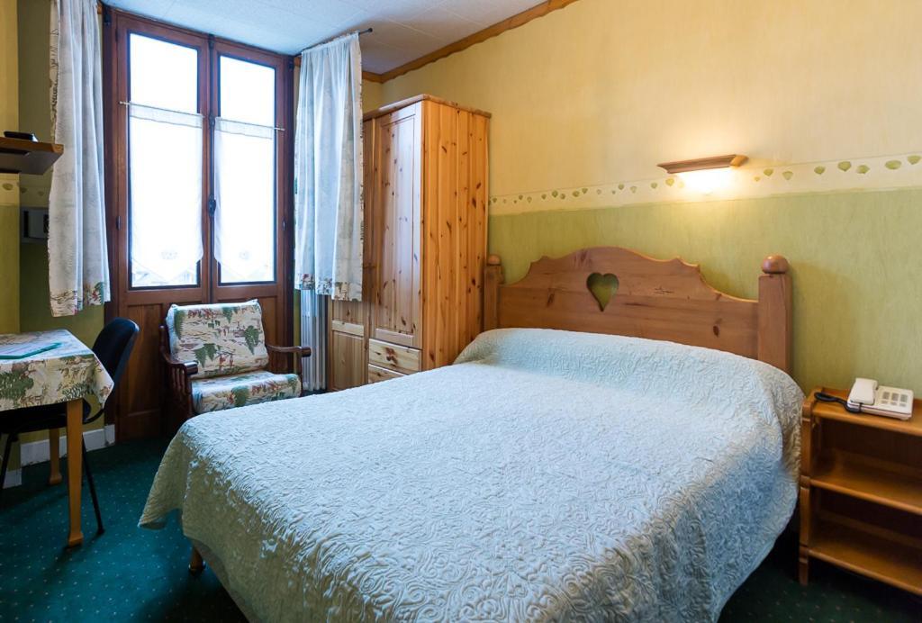 Hotel Des Alpes Brides-les-Bains Cameră foto